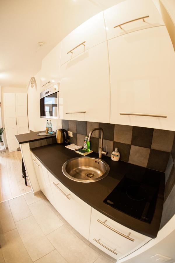Flow Apartments Winkel Love Und Happiness Мерано Экстерьер фото